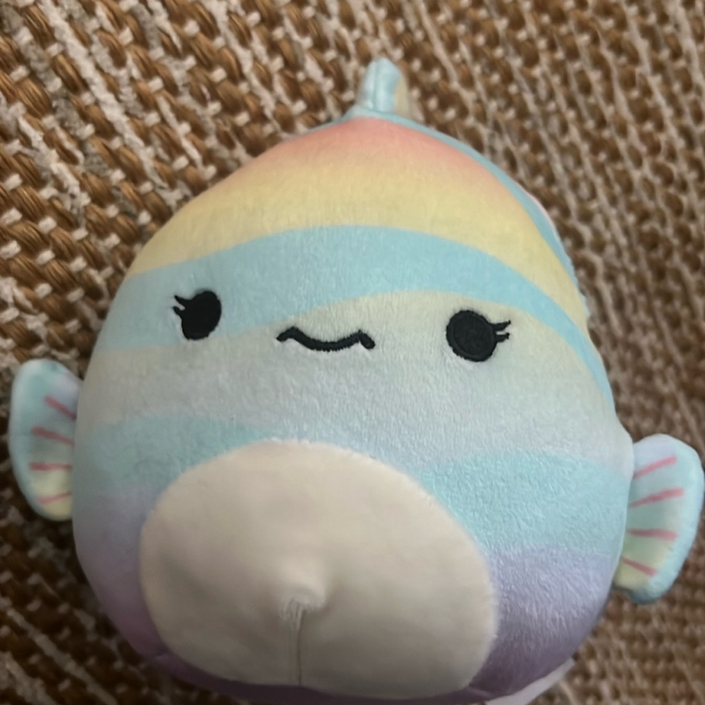 Squishmallow Canda the Rainbow fish 5 inch